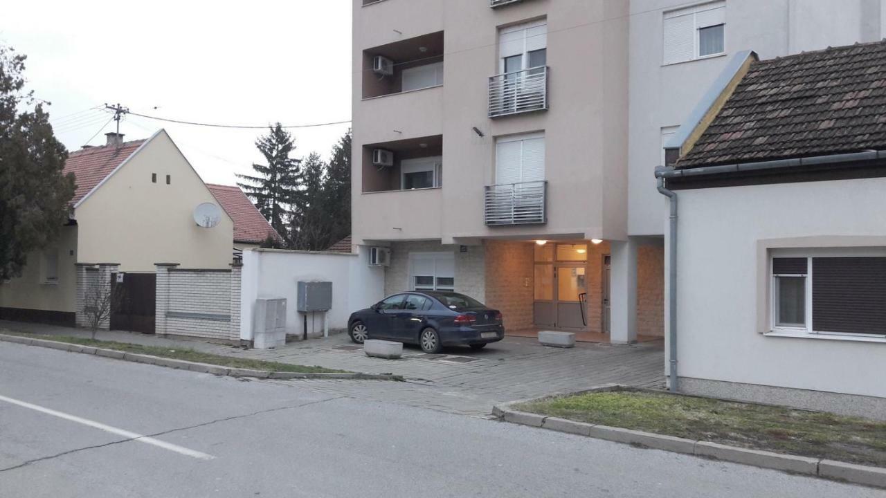 Apartman Pampas Осиек Экстерьер фото