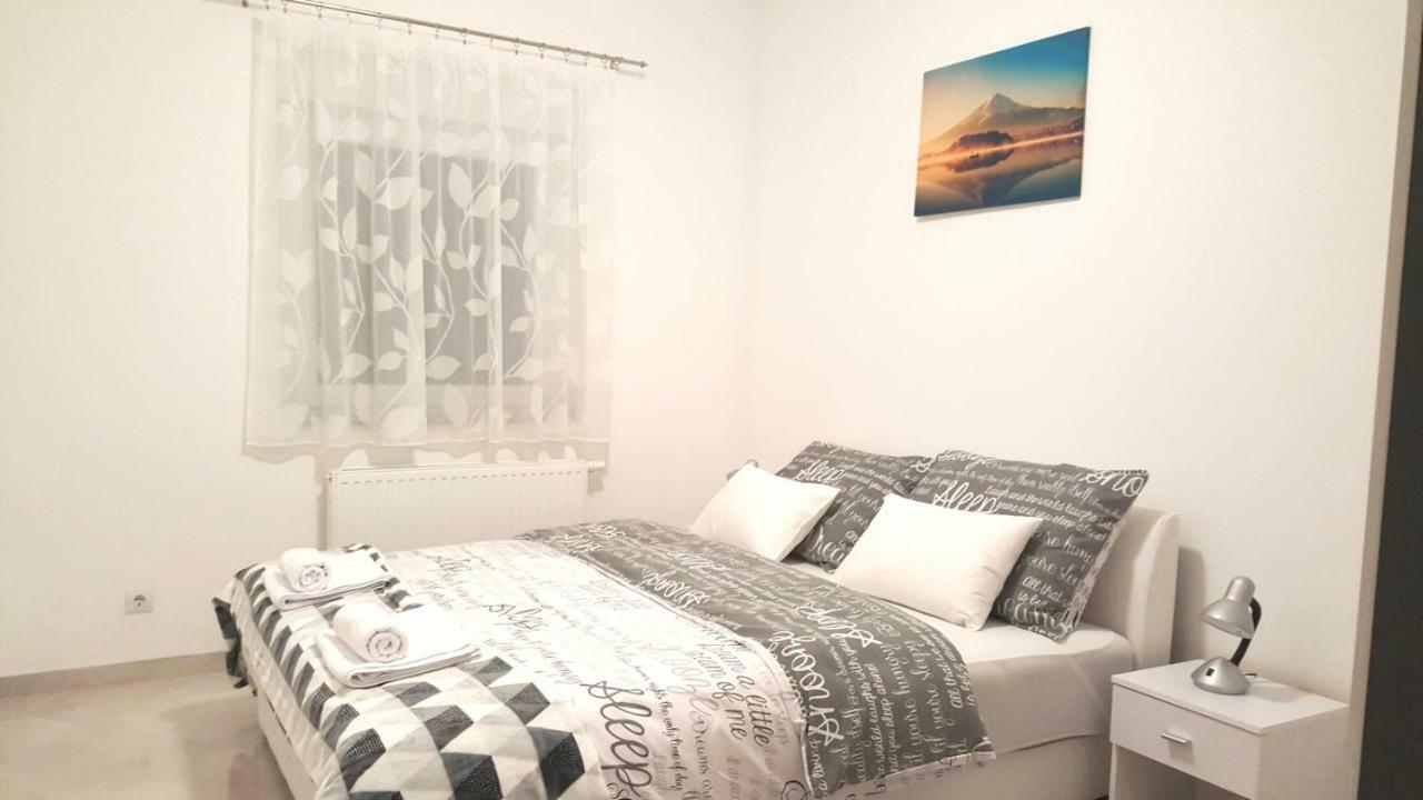 Apartman Pampas Осиек Экстерьер фото